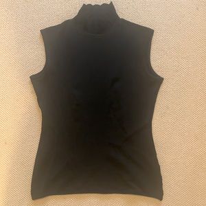 Ladies black silk cotton turtleneck size M with no sleeve
